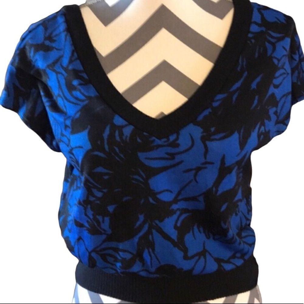 L8ter Black & Blue Top Size Small